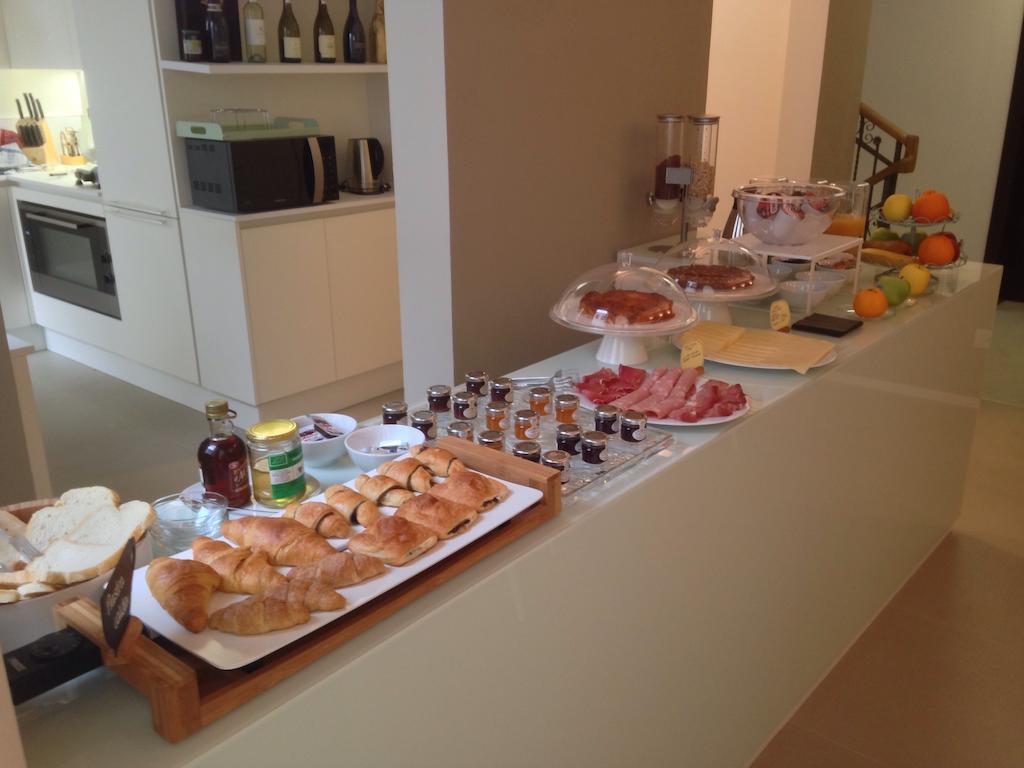 Borgoleoni 18 - Room And Breakfast フェラーラ エクステリア 写真
