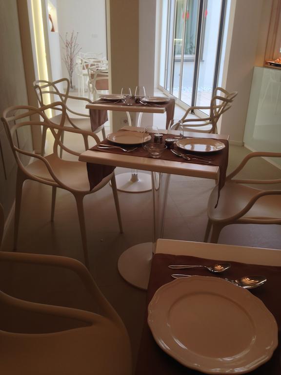 Borgoleoni 18 - Room And Breakfast フェラーラ エクステリア 写真
