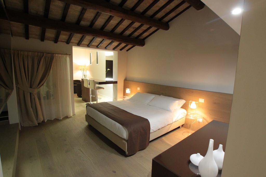 Borgoleoni 18 - Room And Breakfast フェラーラ エクステリア 写真