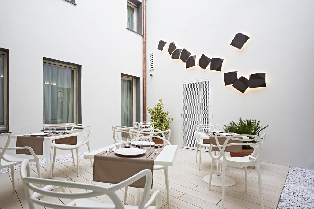Borgoleoni 18 - Room And Breakfast フェラーラ エクステリア 写真